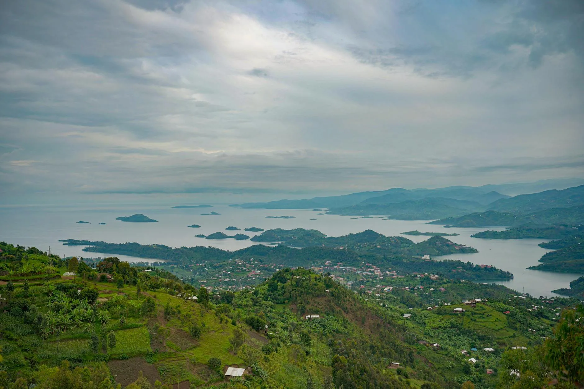 ️ Lodges et hôtels au bord du lac Kivu